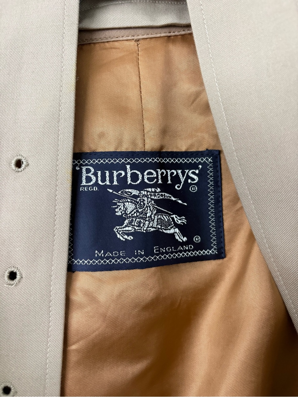 Vintage Burberry Tan Trench 100% Wool - Picture 3 of 13